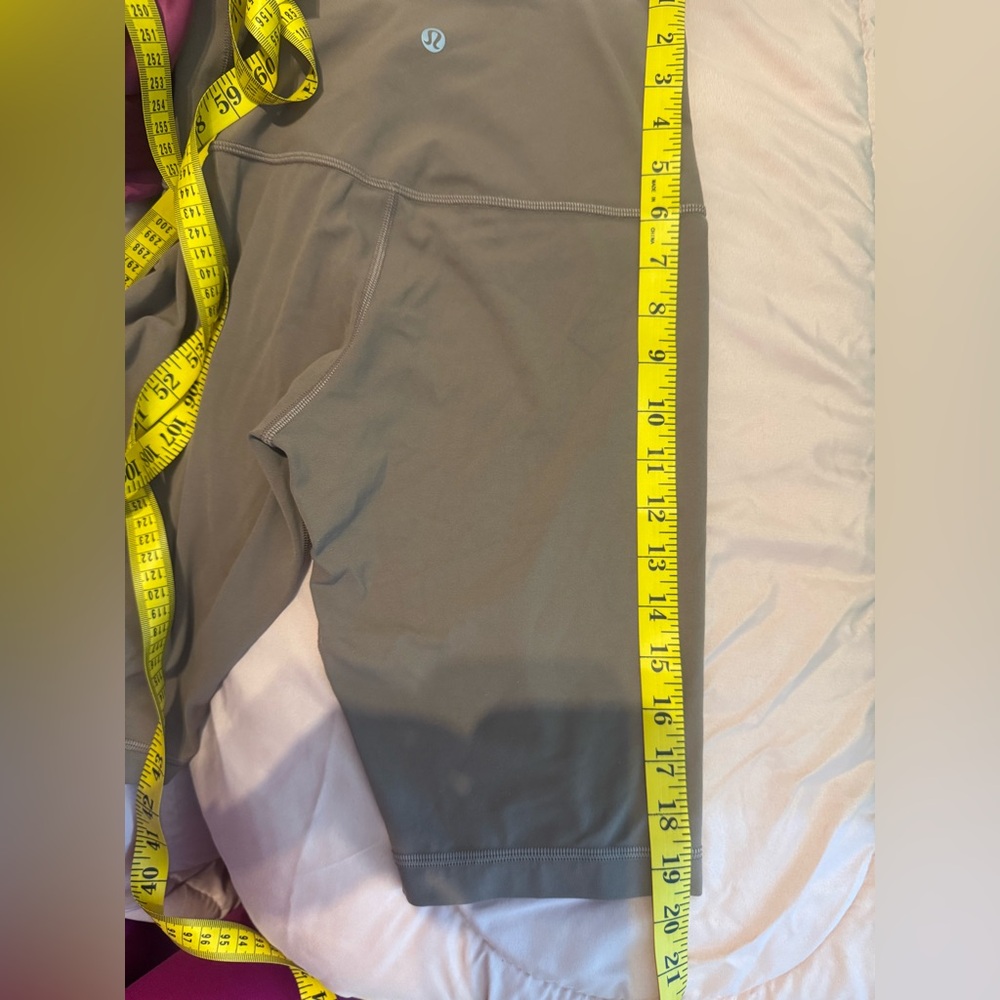 Lululemon Brown biker shorts - Picture 5 of 5